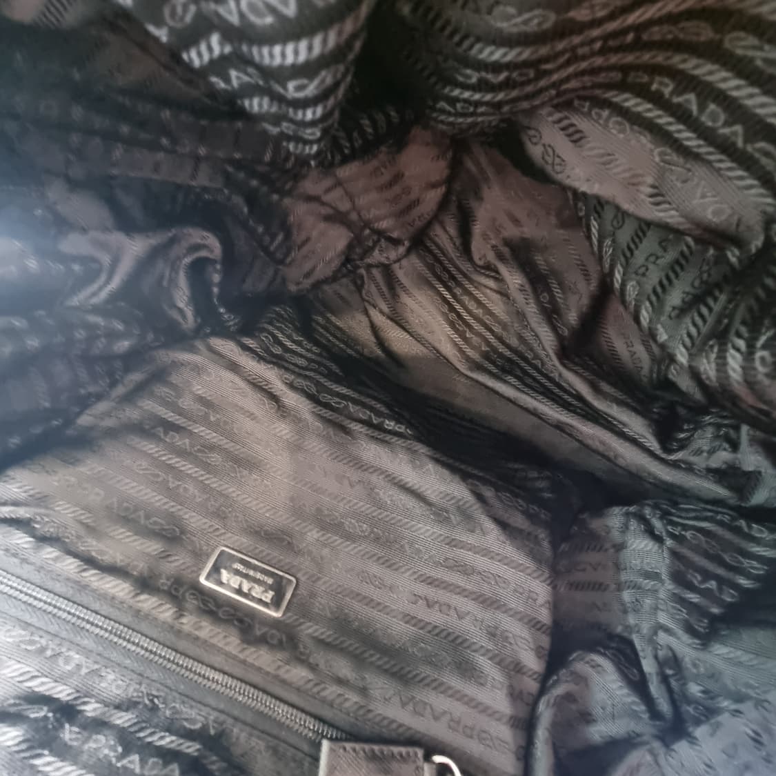 프라다 나일론 2WAY 보스턴백 여행가방 (상급, 남여공용, 골프백) 상품이미지8