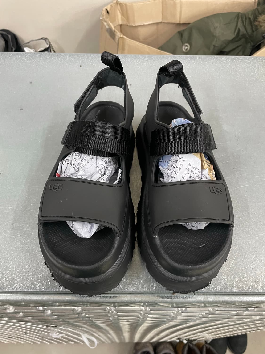 어그 골든글로우 바이슨 블랙 220 상품이미지5