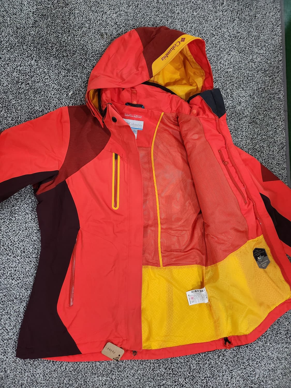 //Columbia 옴니테크 후드 바람막이 자켓 M 상품이미지3