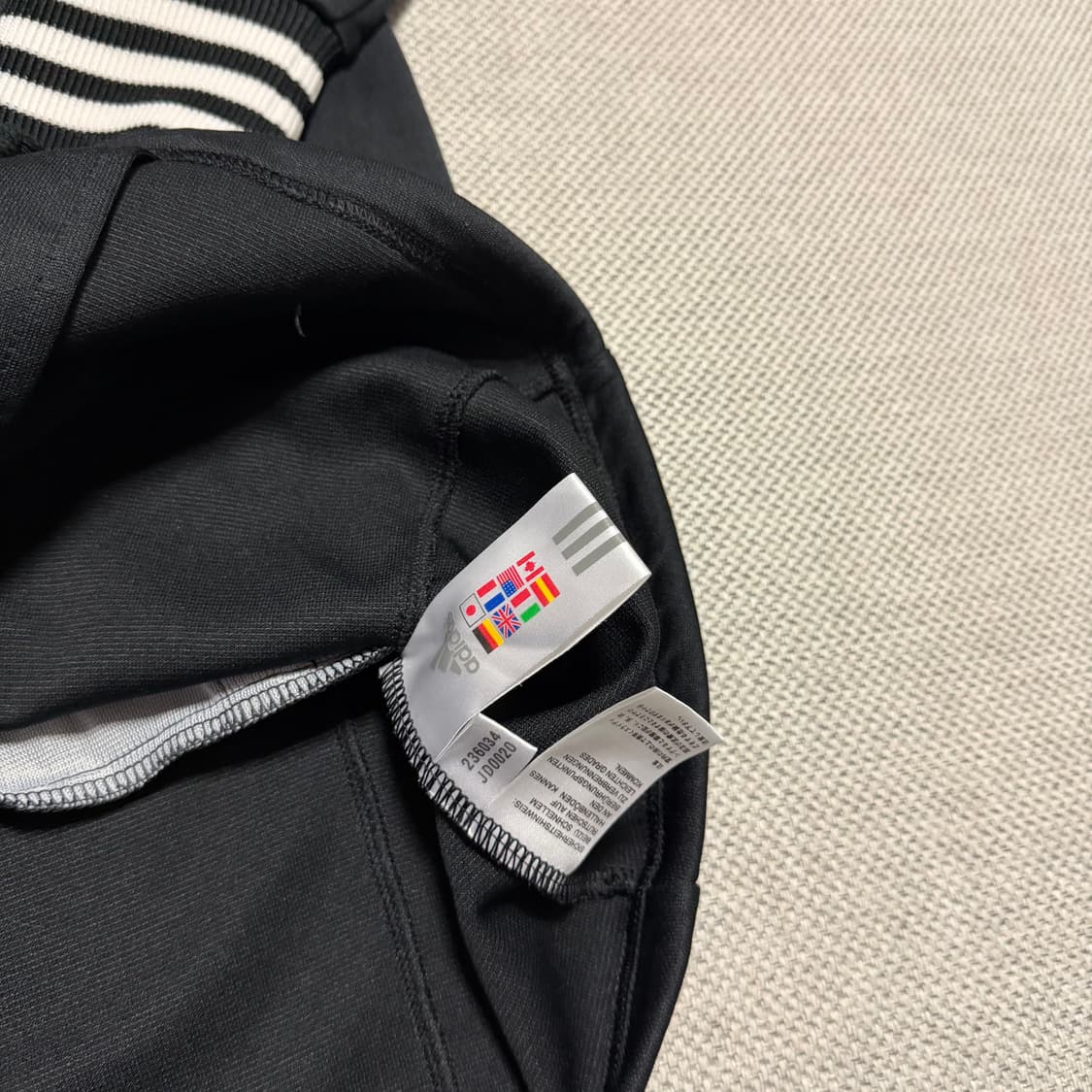 아디다스 트랙탑 상품이미지3