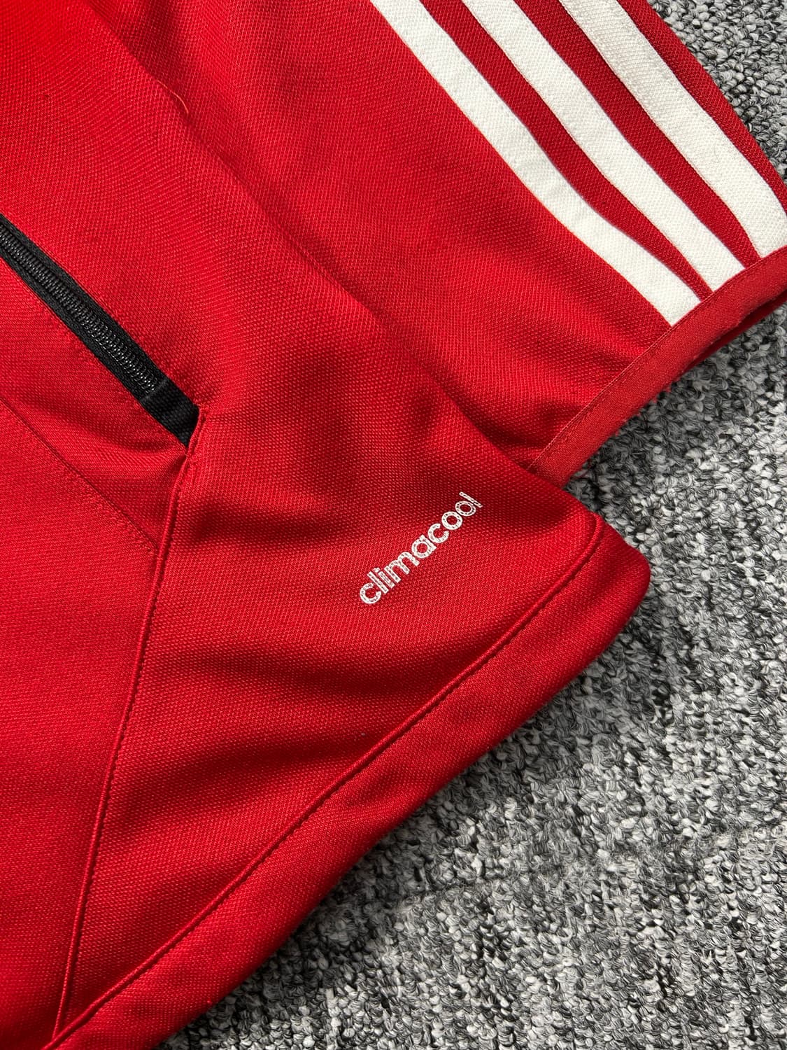 아디다스 이큅먼트 레드 트랙탑 져지 L 상품이미지9