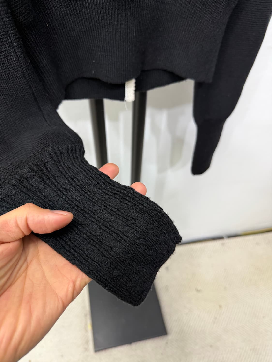 정품) 럭키슈에뜨 22ss 블랙 가디건 F 상품이미지6