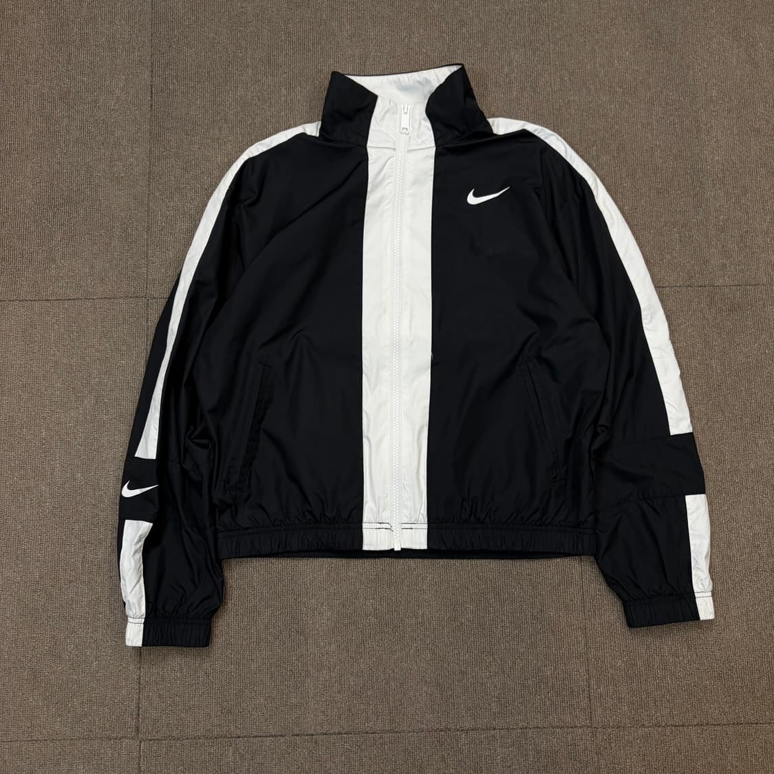 nike 나이키 우먼스 바람막이 s 상품이미지1