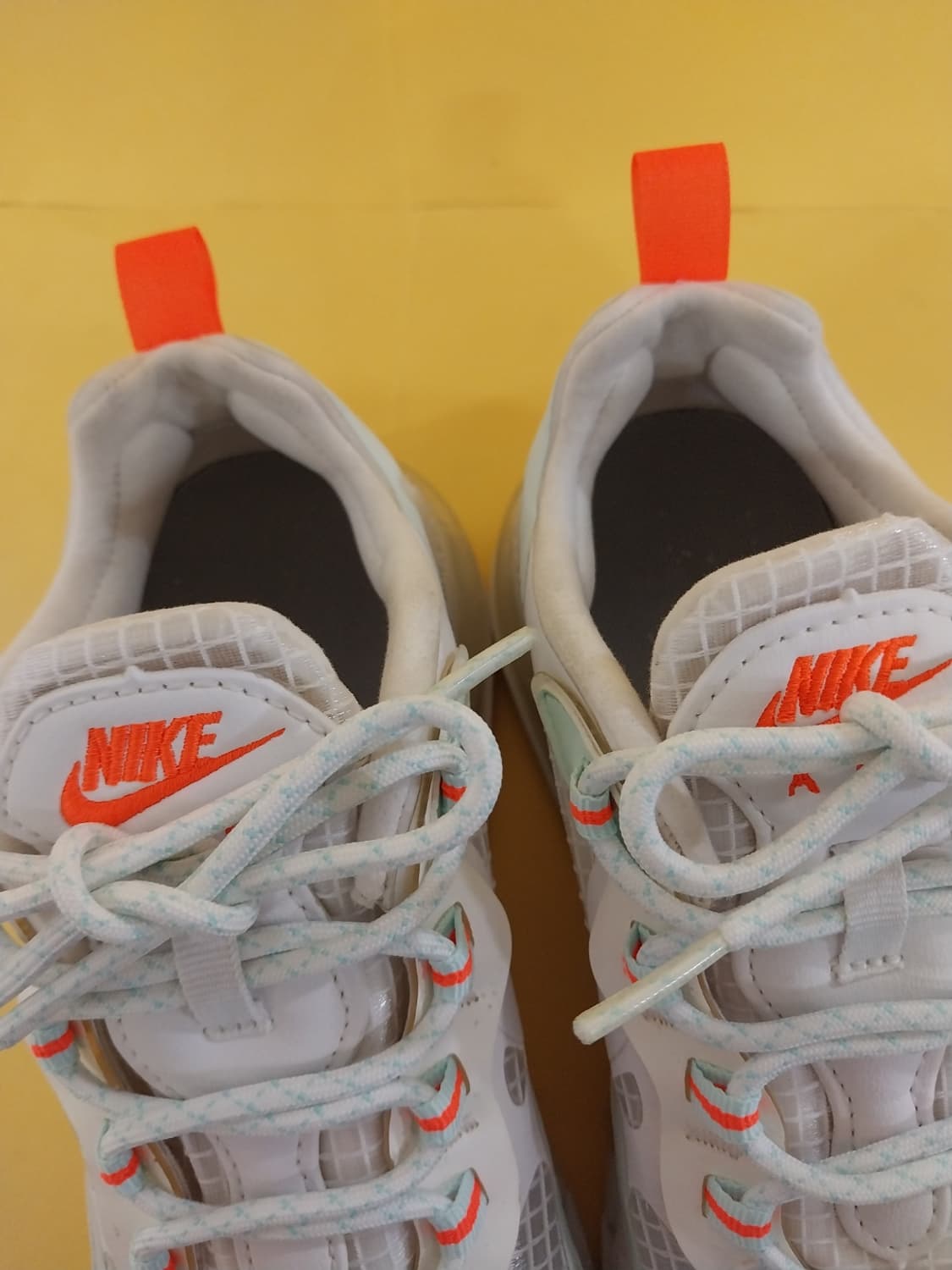 여성 나이키 에어맥스 270 리액트 SE 런닝화, 운동화 (235) 상품이미지6