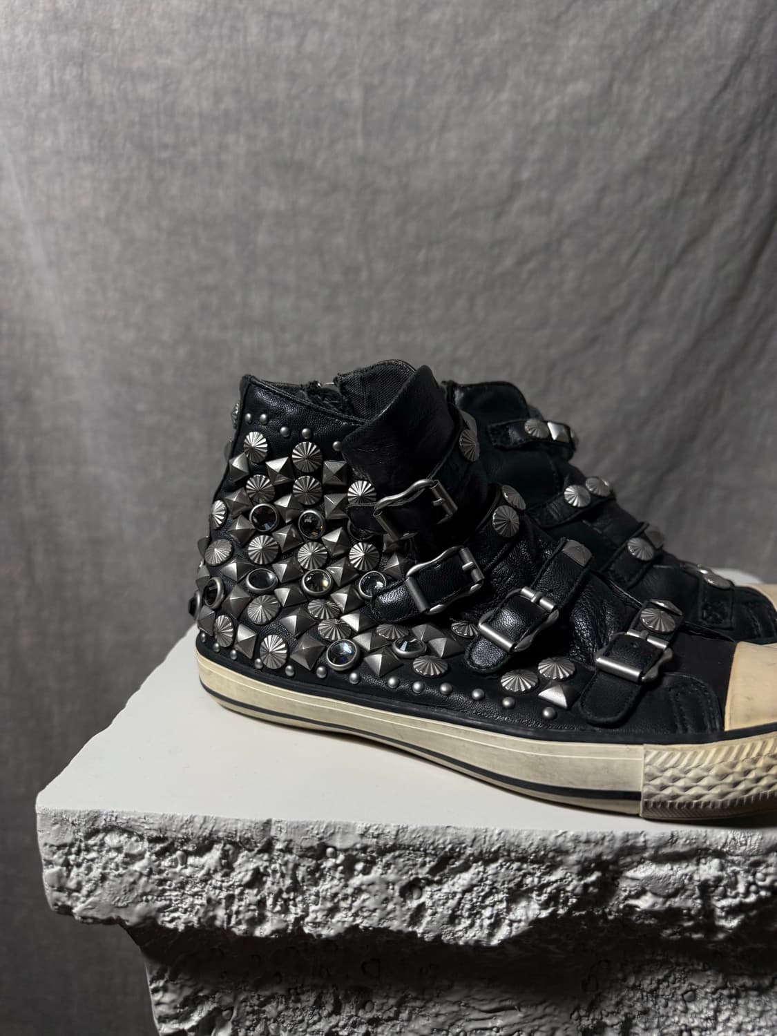 ASH Studded High Top Sneakers   상품이미지2