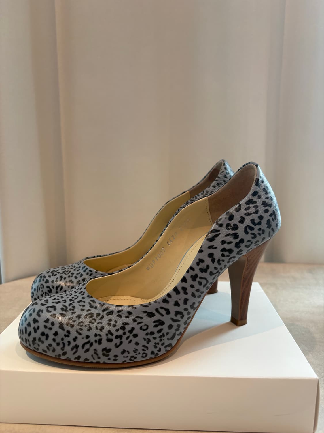 브루노말리 천연가죽 레오파드 펌프스 (230) 상품이미지3