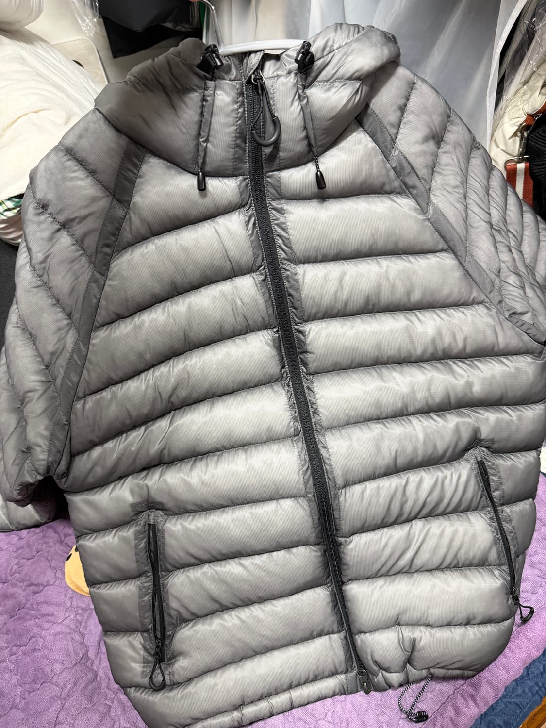 수아레 살로몬+디디쉘 맛 맛도리 패딩 상품이미지1