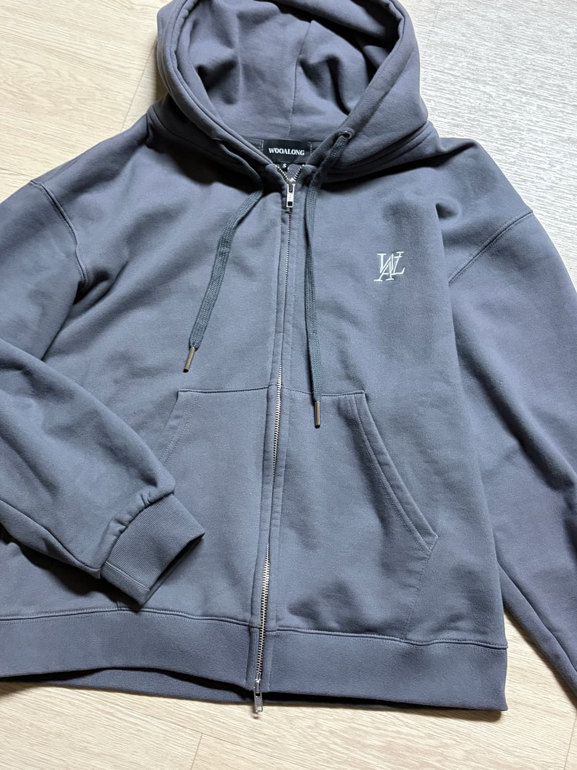 우알롱 시그니처 후드집업 차콜 S (품절상품) 상품이미지1