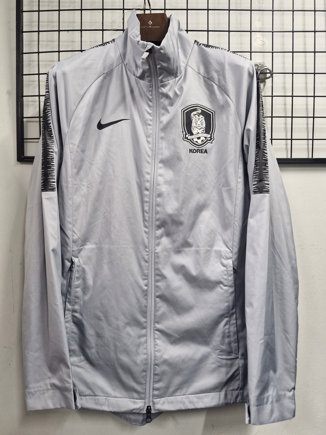 95M 나이키 축구 국가대표팀 바람막이 자켓. 상품이미지1