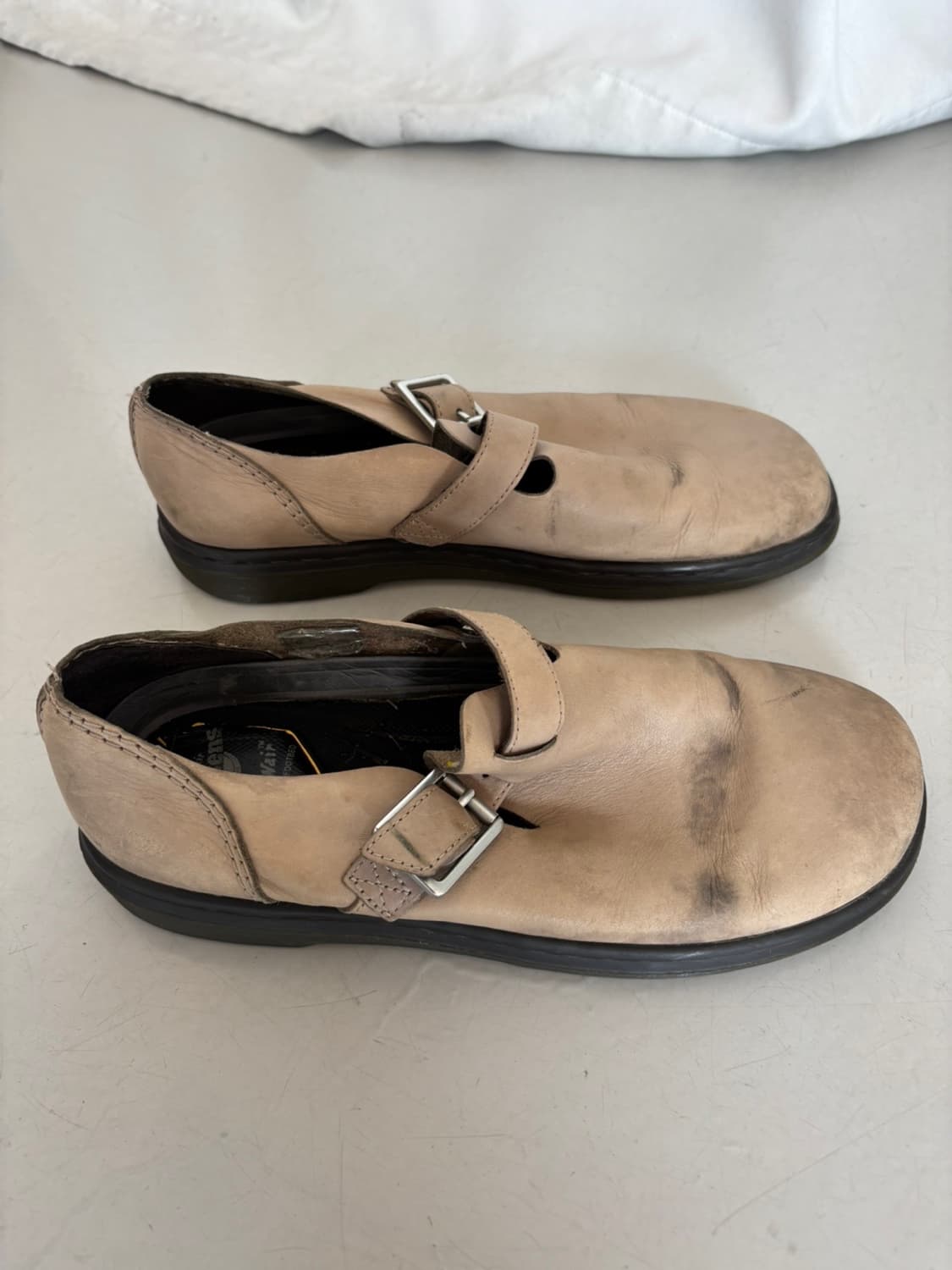 Dr.Martens Patricia 3 Shoes 상품이미지4