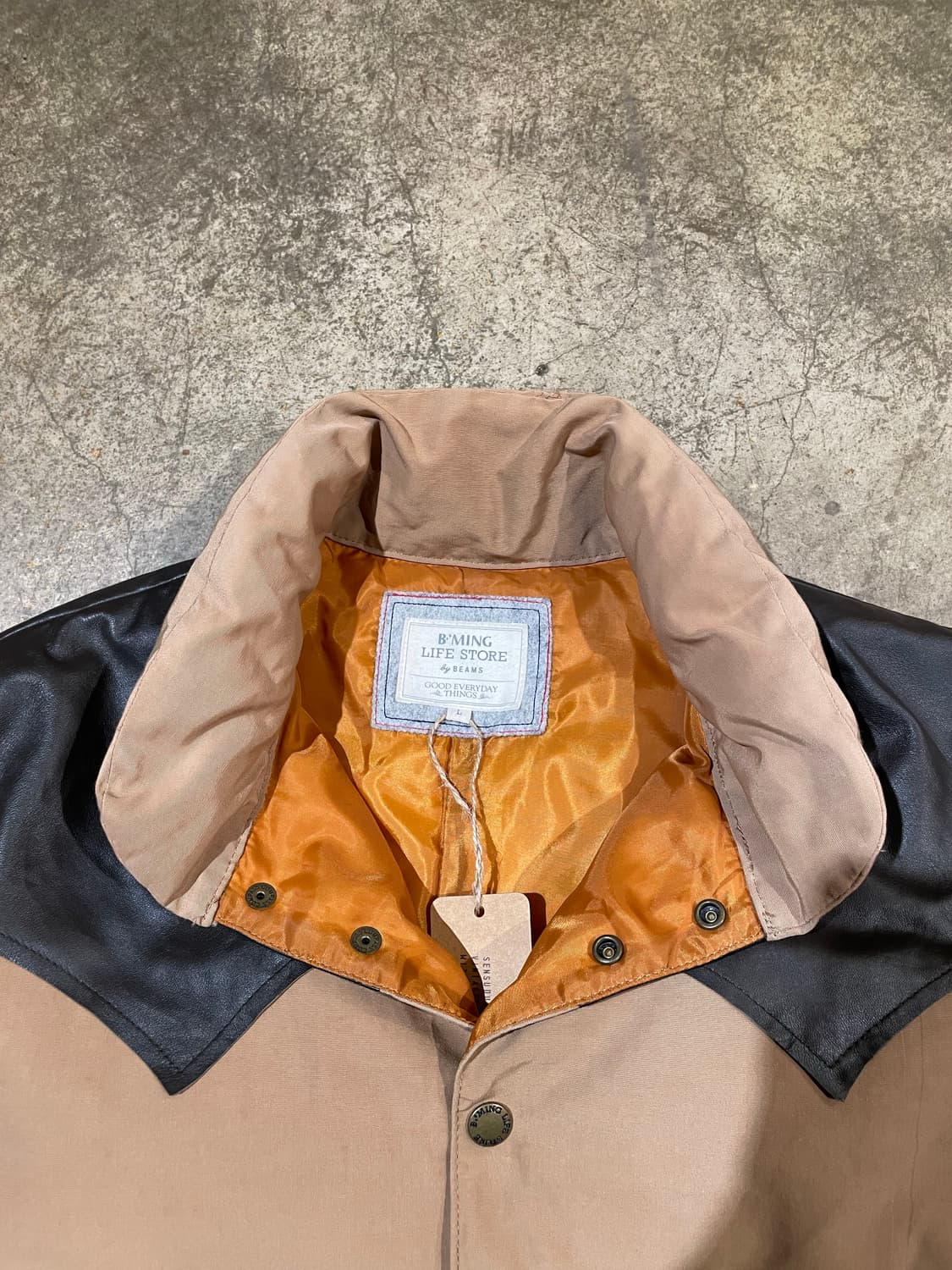 빔즈 코튼 x 나일론 x 램스킨 웨스턴 다운 자켓 (B5094) 상품이미지9