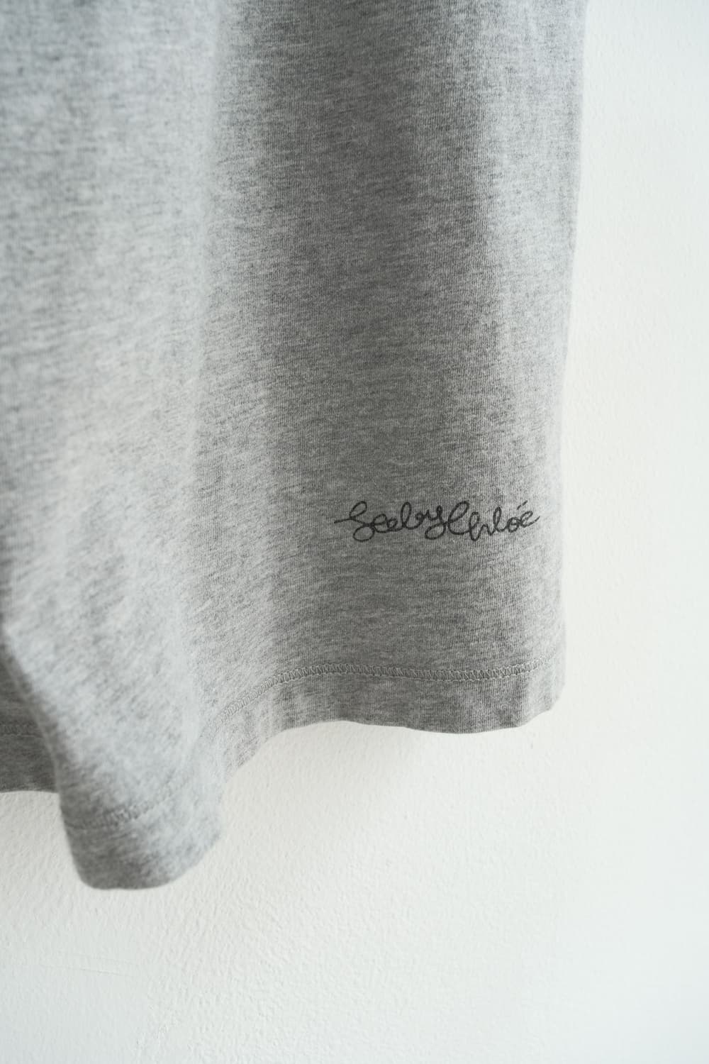 Button graphic t-shirt 상품이미지4