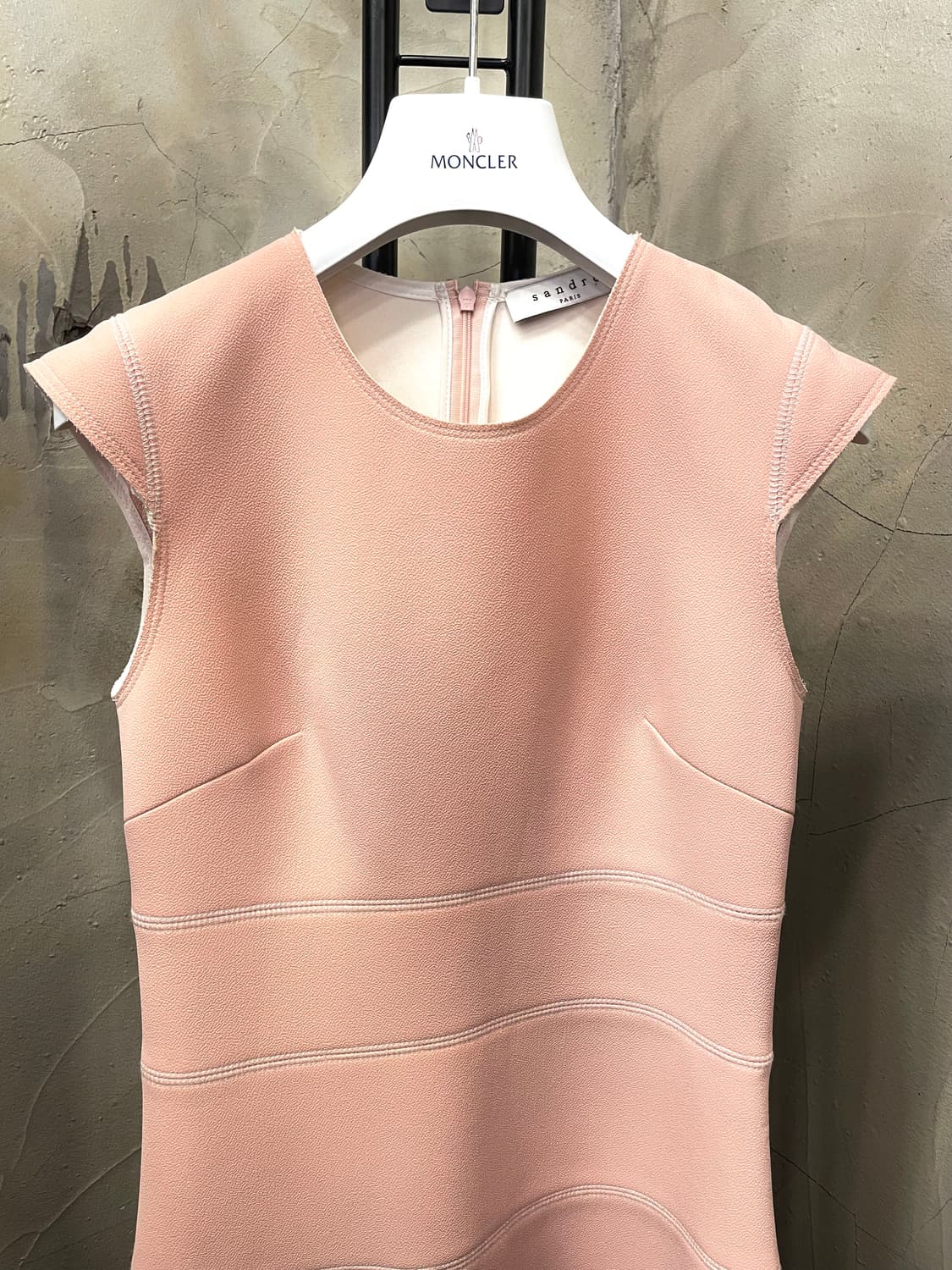 산드로 살구색 폴리 미니 원피스 55 상품이미지4