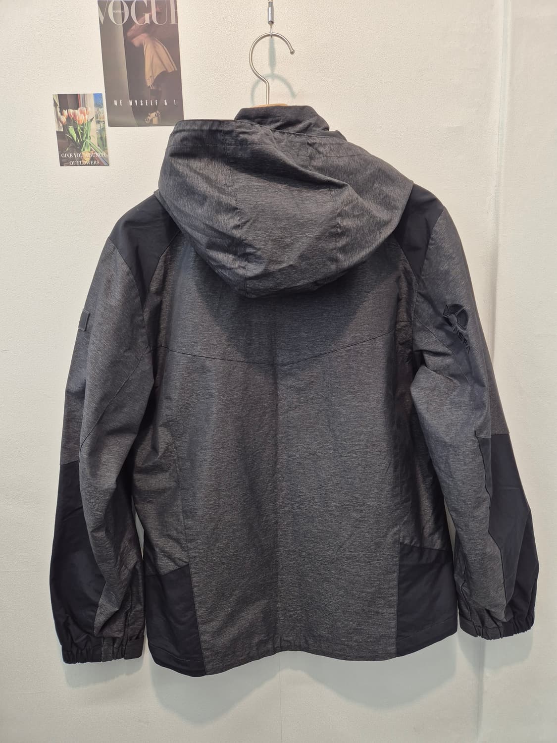 네파 브랜드의 바람막이 점퍼 95
 사이즈  상품이미지5