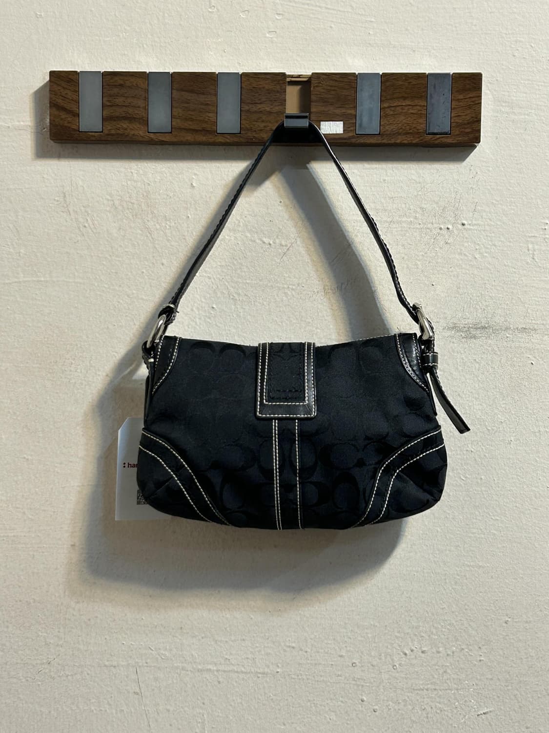 코치 시그니처 버클 숄더백 상품이미지5