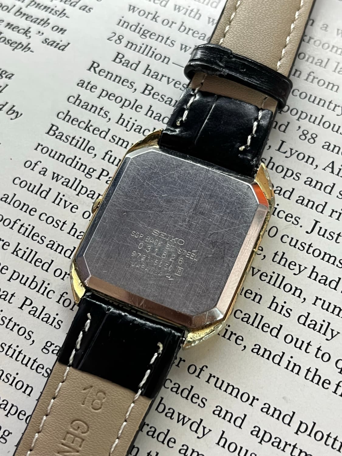 Vintage Seiko Quartz Tank 상품이미지6