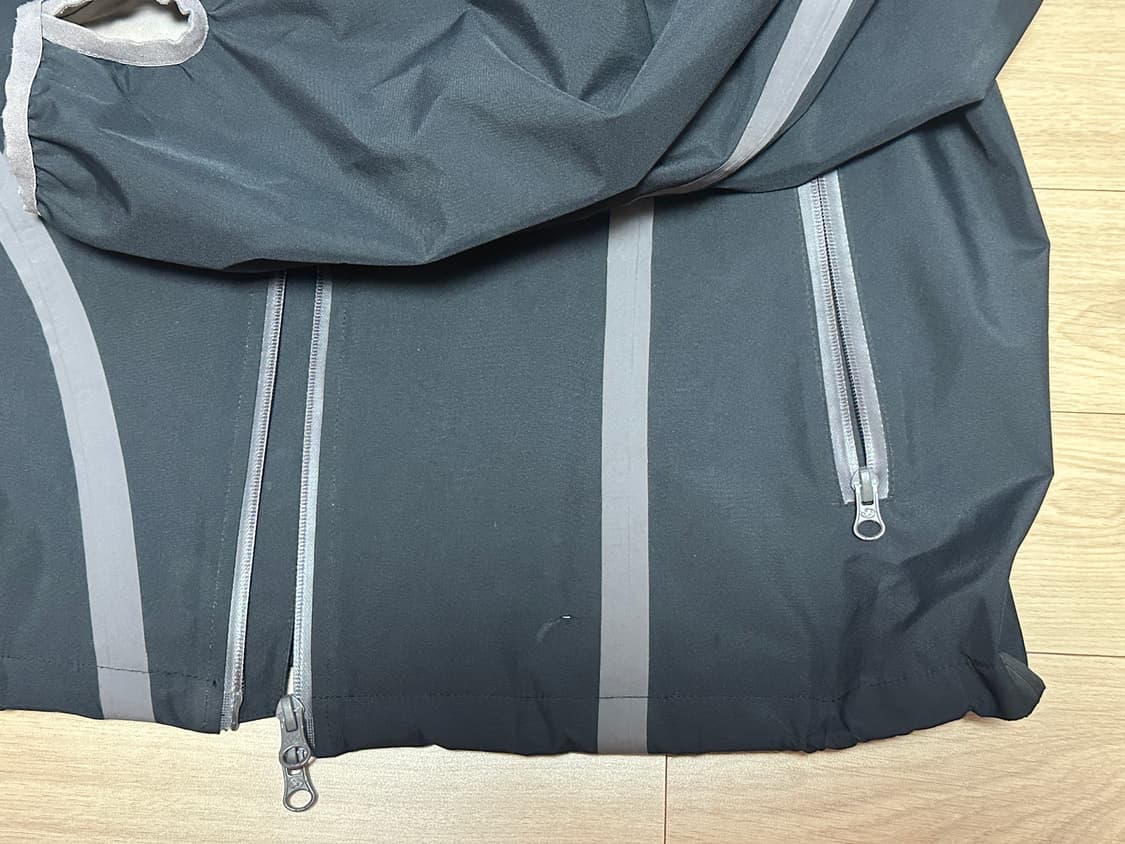 산산기어 22ss 윈드블락 상품이미지3