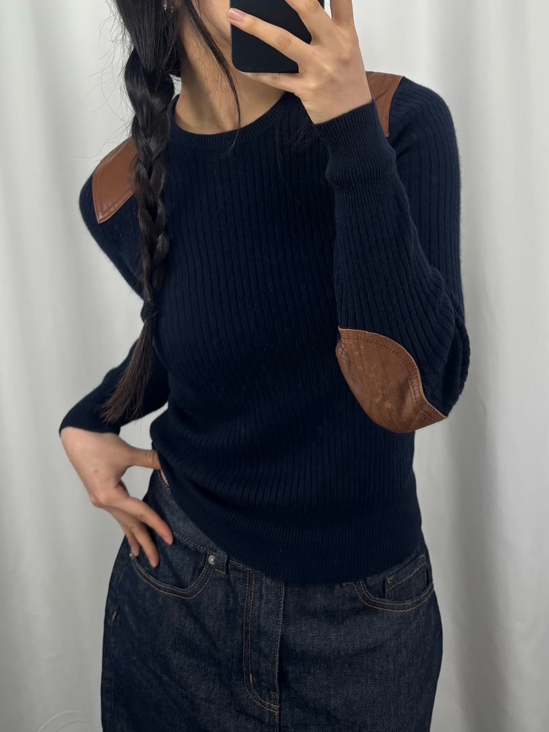 폴로 네이비 엘보우 숄더 패치 니트 상품이미지1
