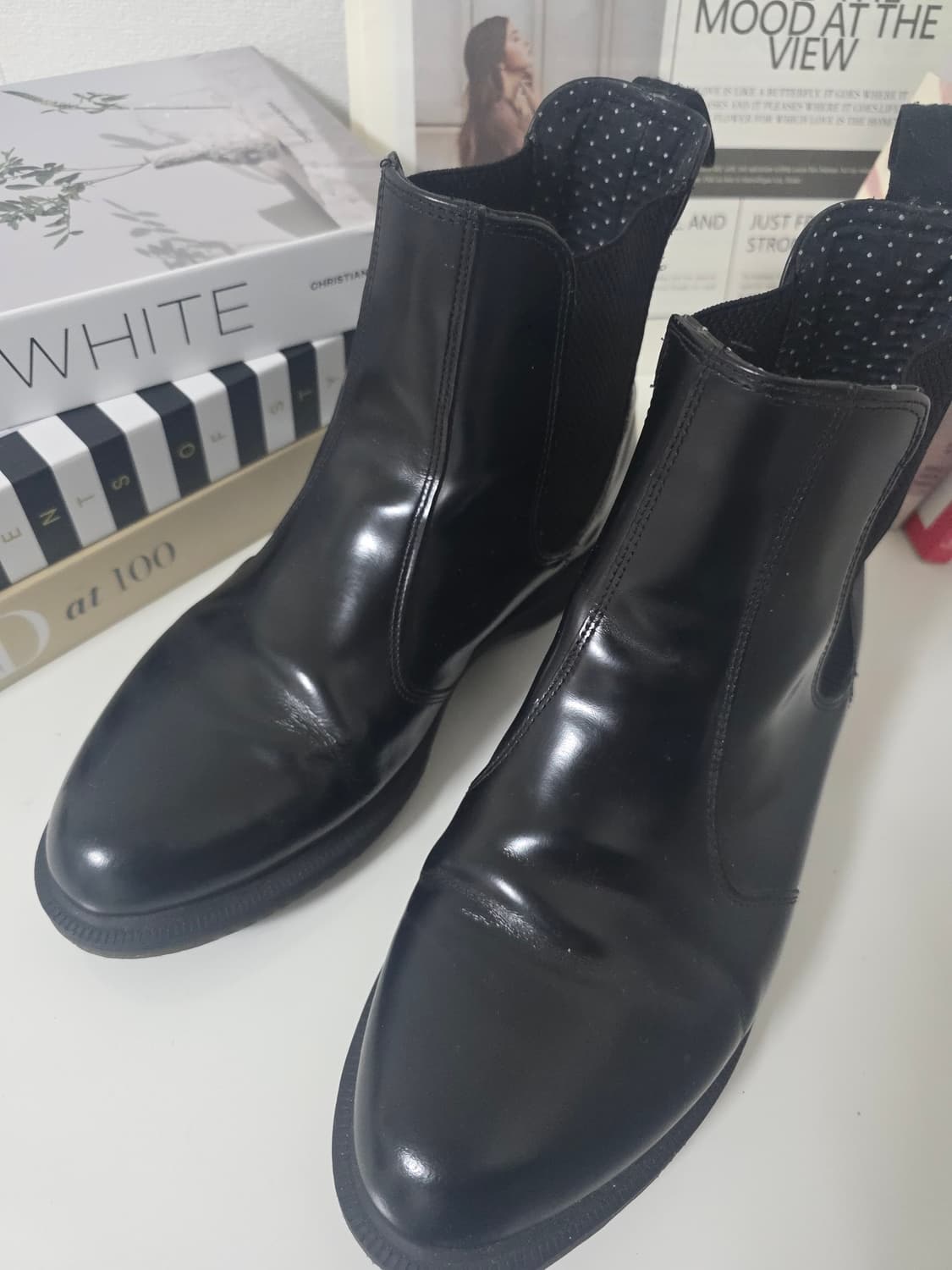 닥터마틴 플로랄 첼시부츠 블랙 UK8 EU42 상태 양호 상품이미지7