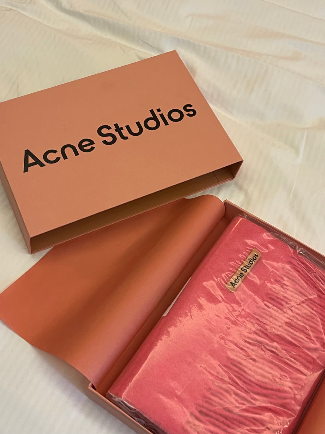 네고가능/아크네 스튜디오 머플러 핑크 정품보장 풀박스 상품이미지5