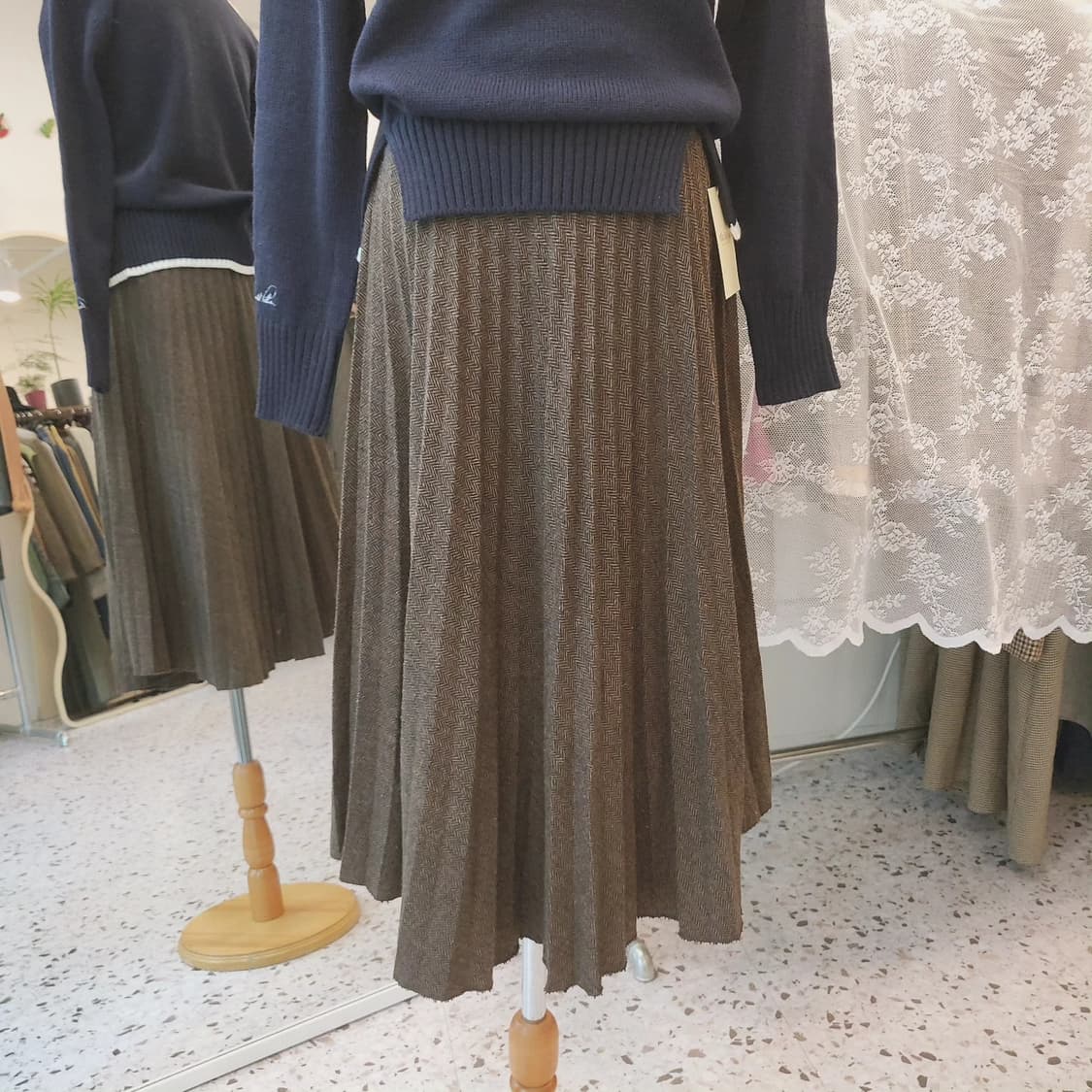 브라운 헤링본 플리츠 울스커트 상품이미지8