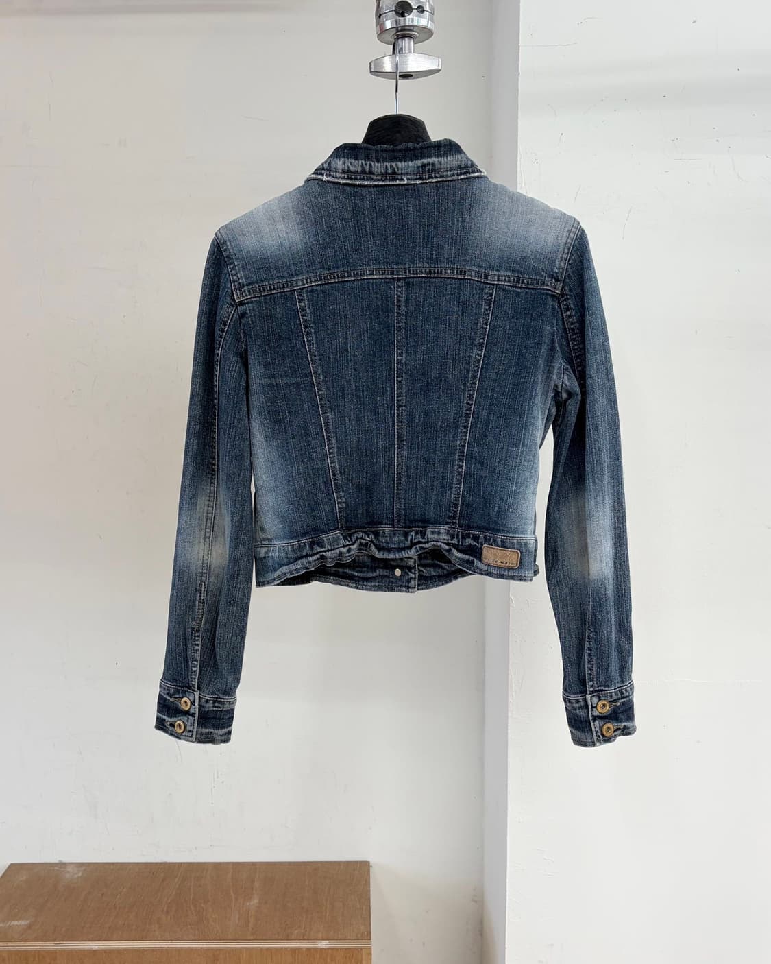 dkny jeans 워싱 데님 자켓  상품이미지6