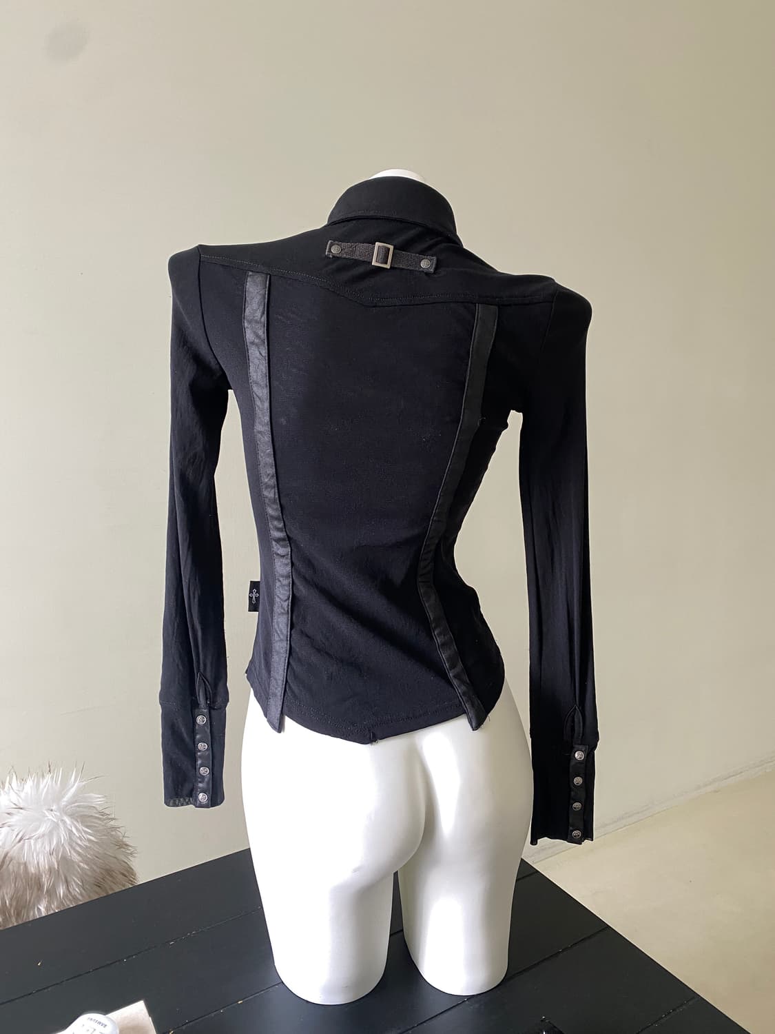 오즈온 오즈크로스 메쉬 셔츠 상품이미지3