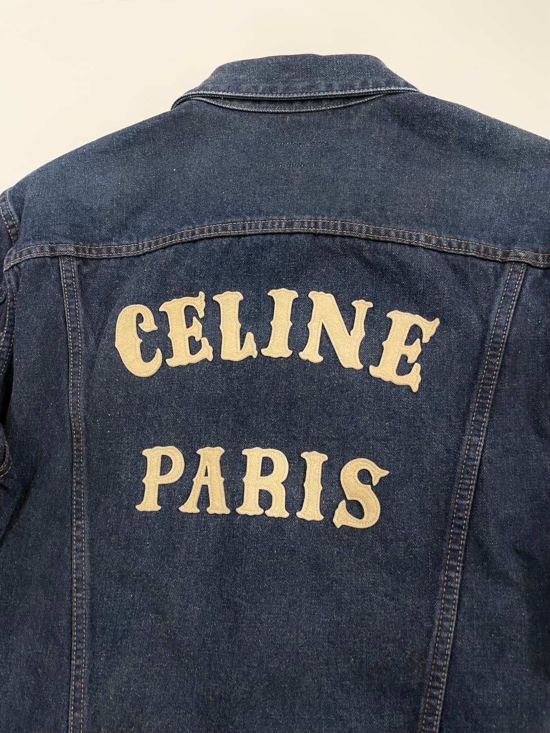 셀린느 데님 트러커 자켓 M 새상품 판매 상품이미지3