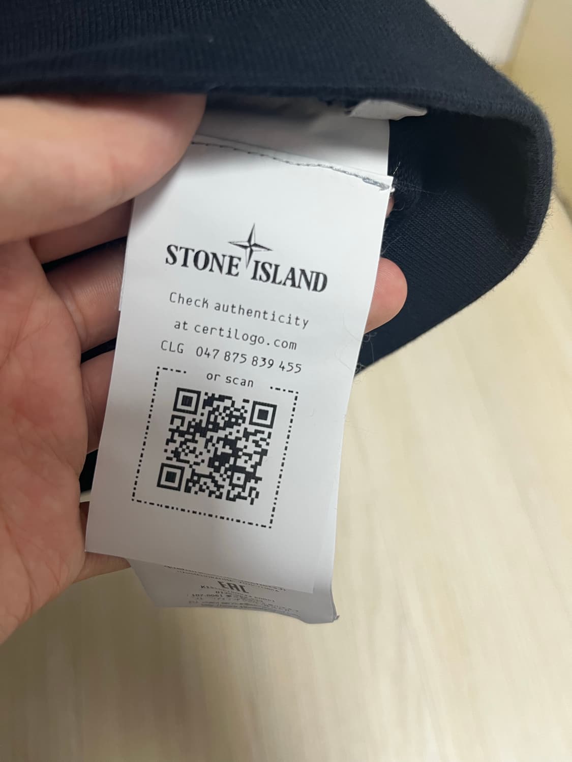스톤아일랜드 25ss 네이비 블루 맨투맨 상품이미지4