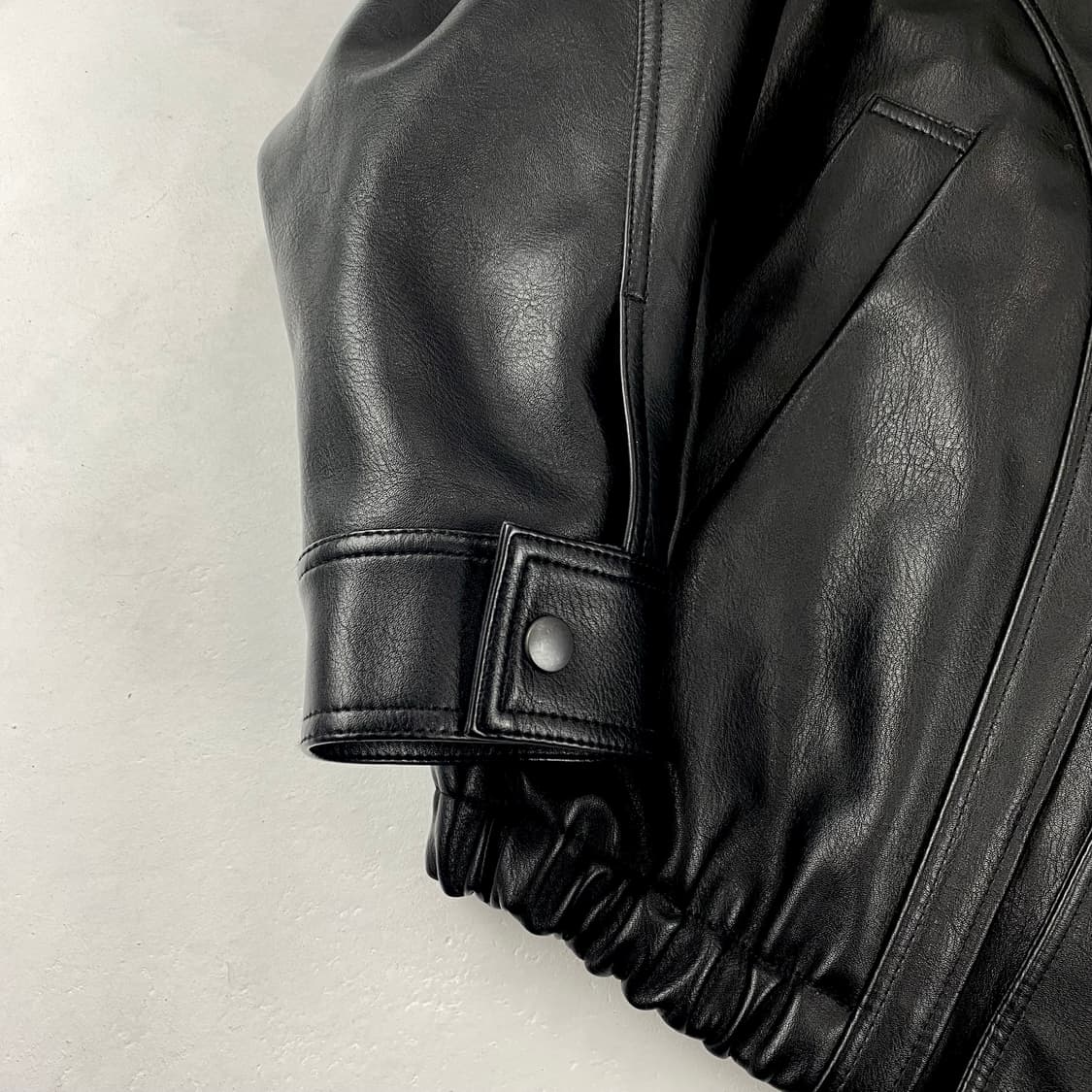 Haleine 알렌느 블랙 A-2 레더 자켓 (103) 상품이미지4