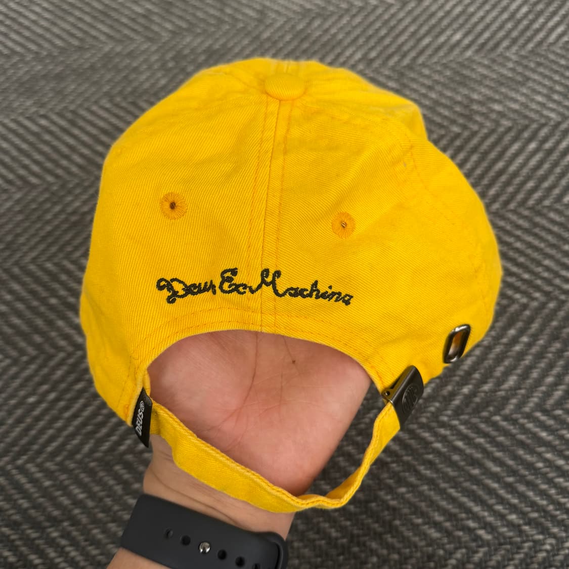 데우스엑스마키나 (Deus)Compact dad cap 옐로우 상품이미지3