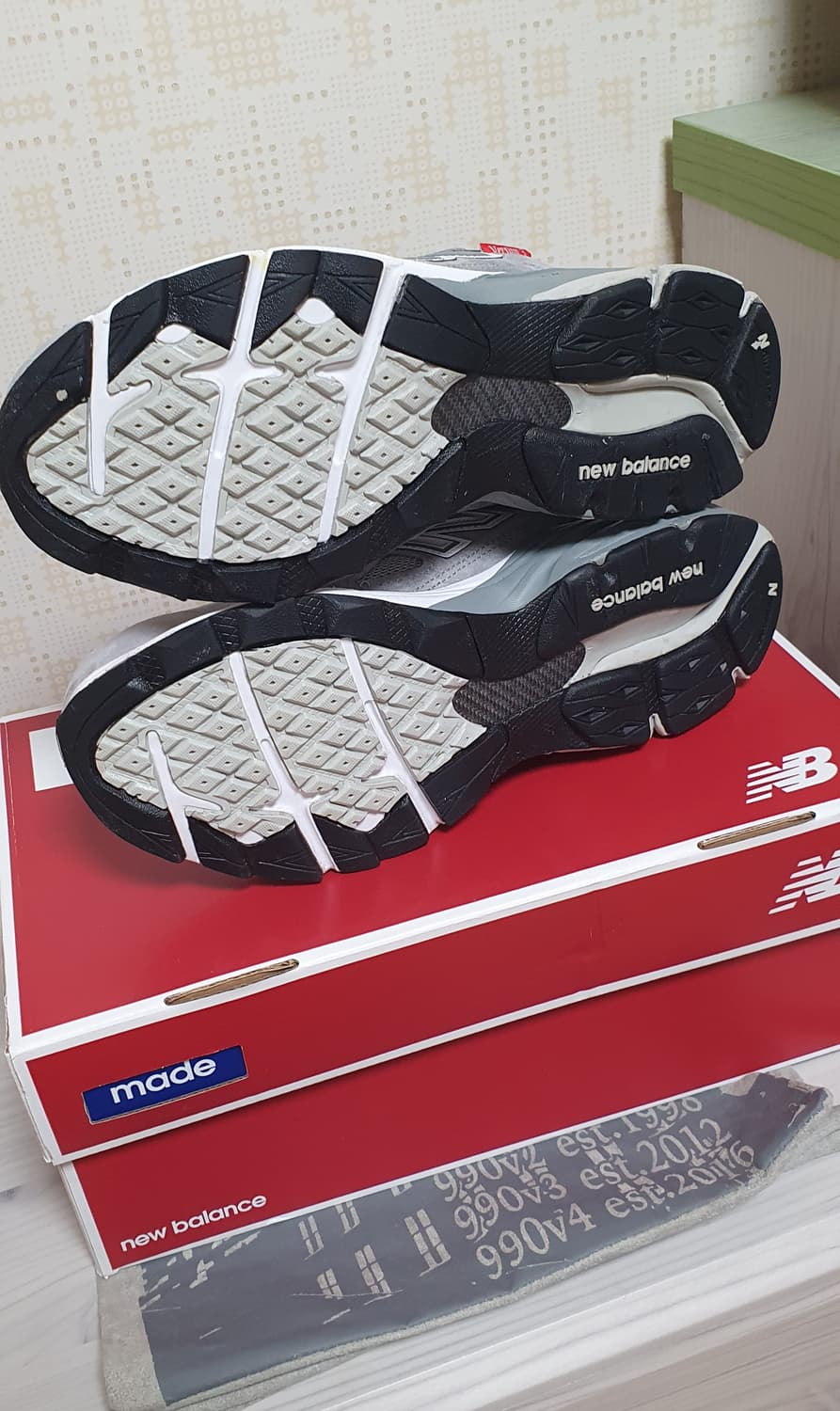 뉴발란스 990v3 40주년 기념 255사이즈  상품이미지8