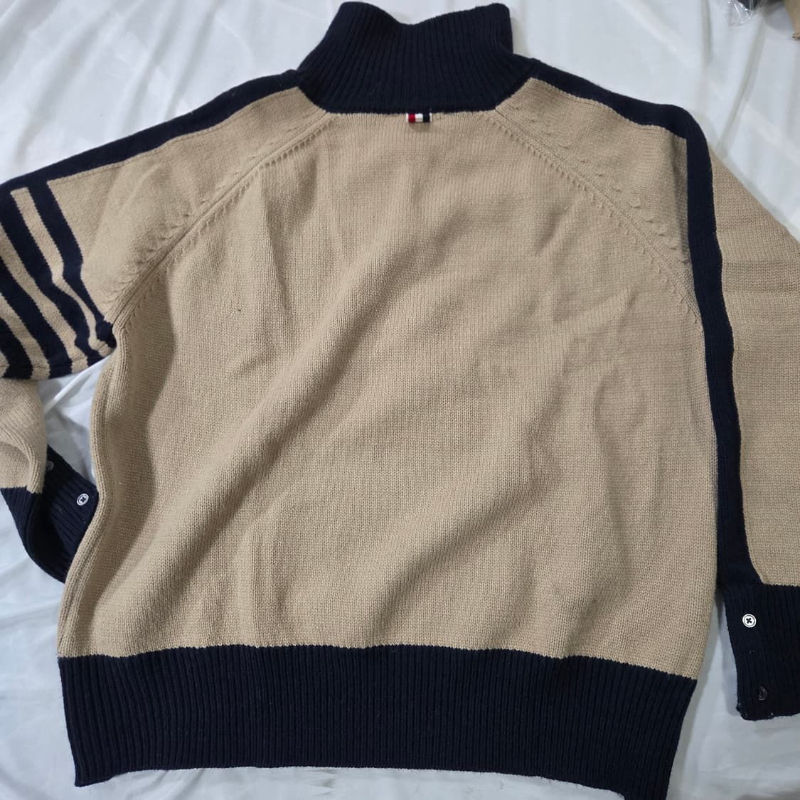 톰브라운 니트 3사이즈 상품이미지5