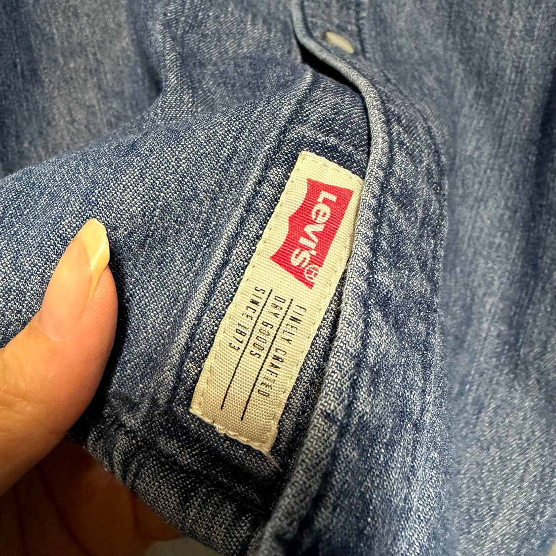 리바이스 여성 데님 포켓 카라 긴팔 셔츠  상품이미지3