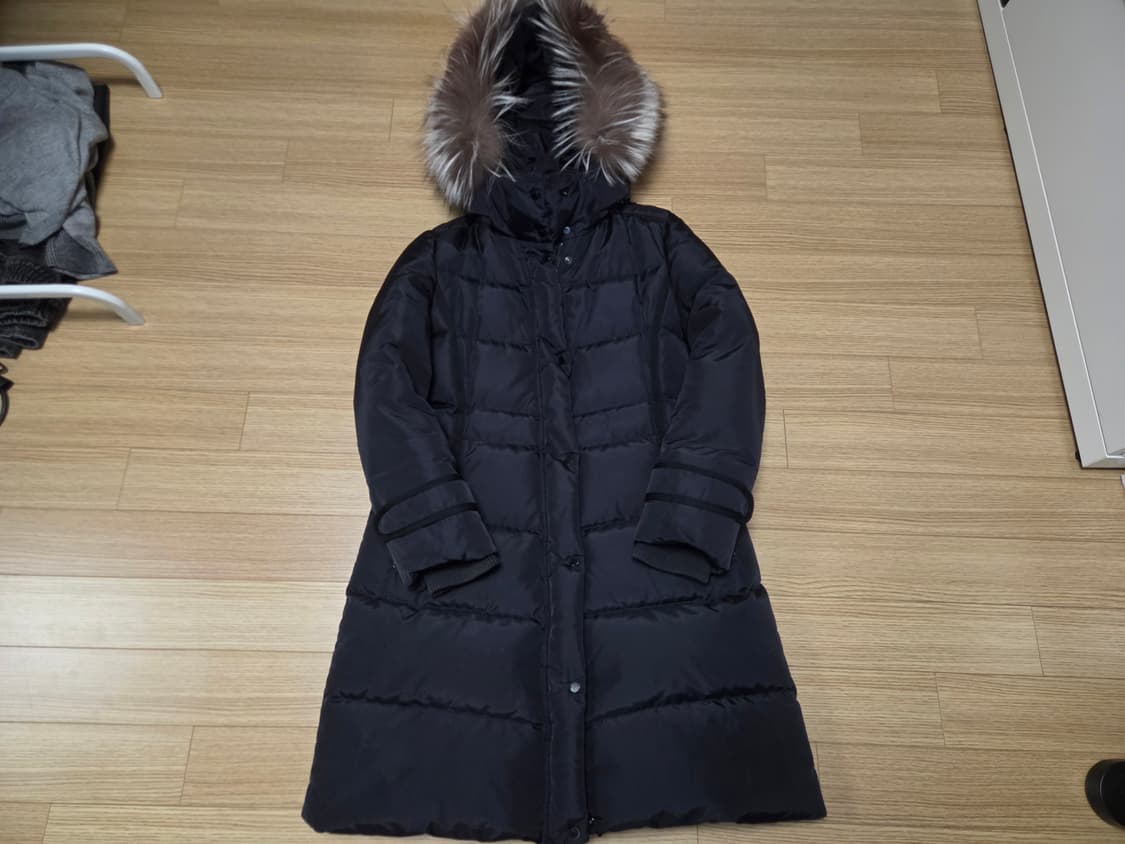 빈폴 레이디 레빗 폭스퍼 구스다운 롱 패딩 점퍼  상품이미지1