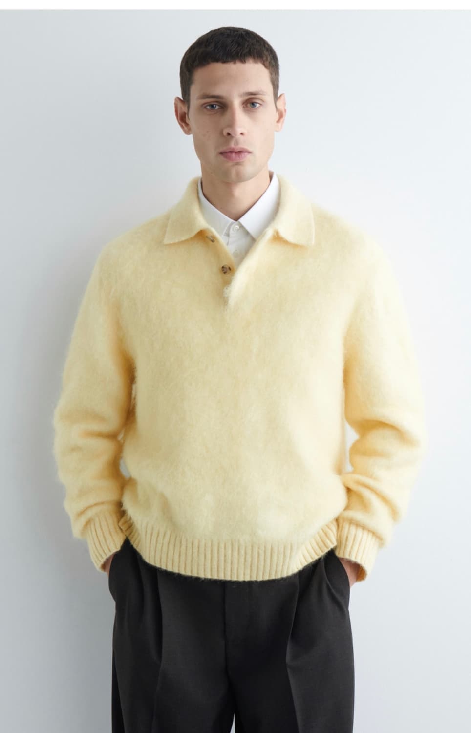코스 남성 브러쉬드 모헤어 블랜드 폴로 점퍼 옐로우 상품이미지1