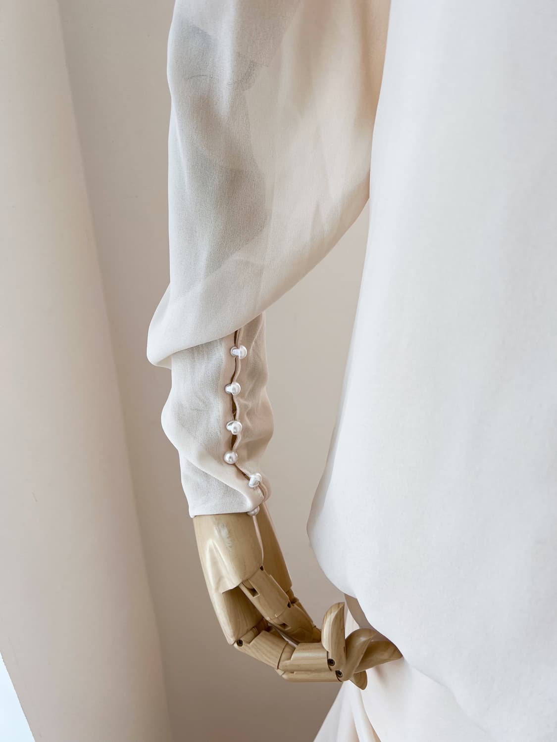 언발 레이스 넥 허리셔링 쉬폰 롱 원피스 상품이미지4