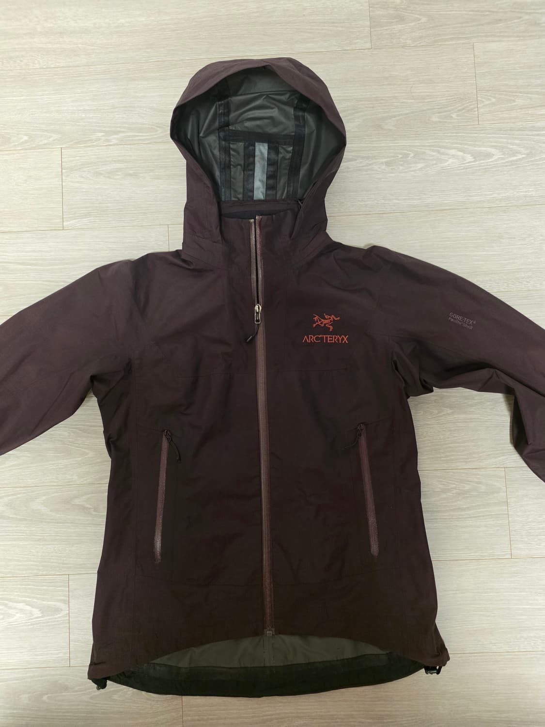 아크테릭스 여성용 베타 LT 버건디 S/P (일본판) 상품이미지3