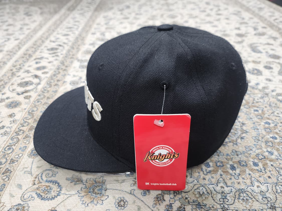 (새상품) SK KNIGHTS 블랙 스냅백 F 상품이미지3