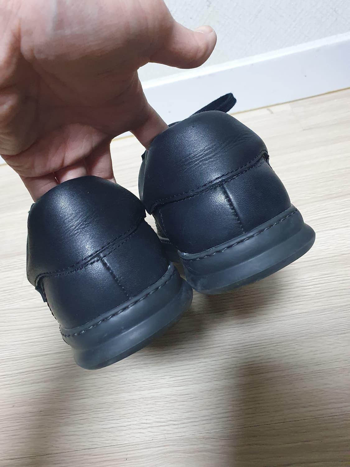 캠퍼 블랙 스니커즈 265~70 상품이미지7