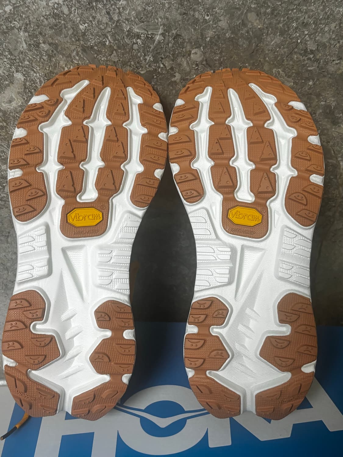 [새상품] 호카 미파테 X  상품이미지3