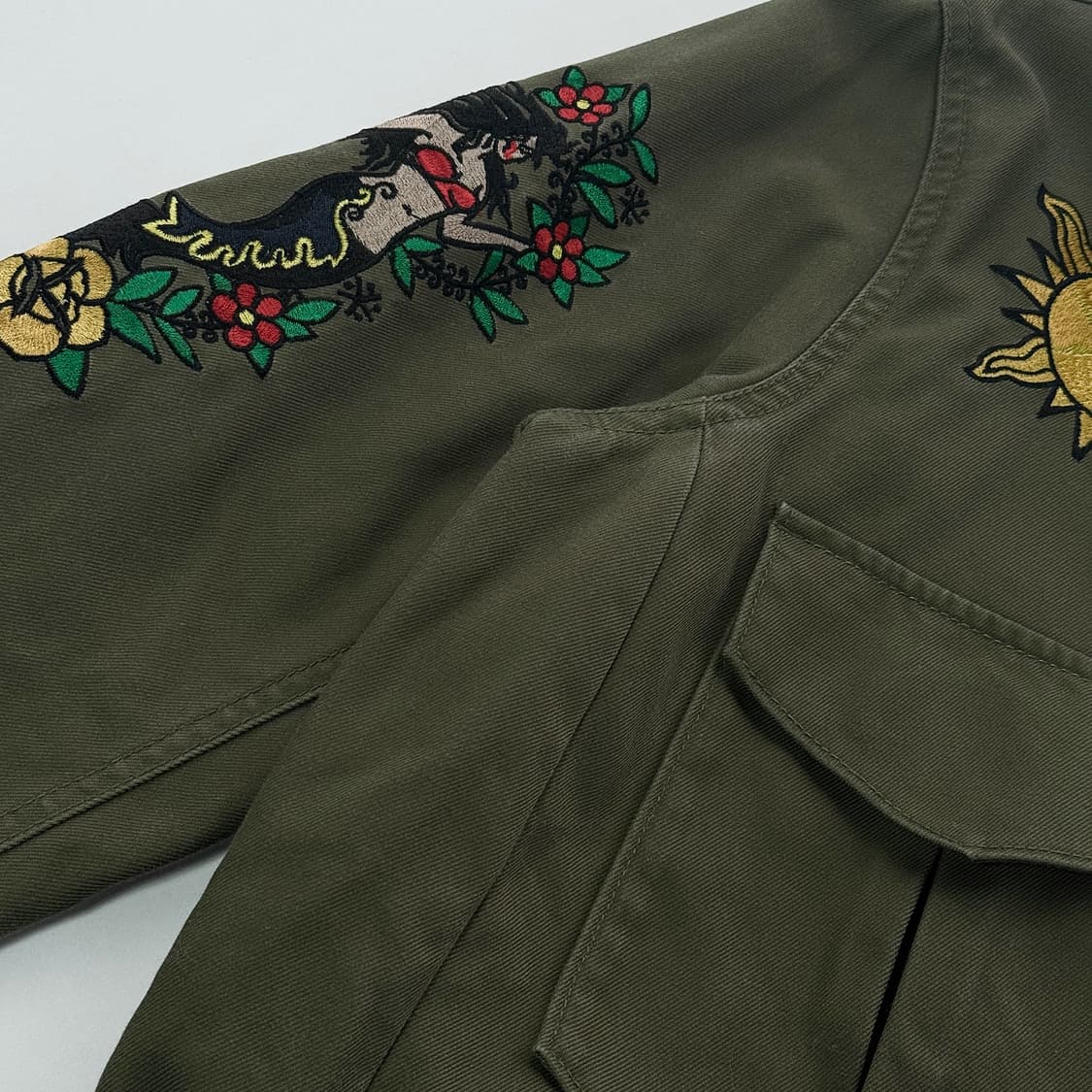 쟈딕앤볼테르 타투 와펜 야상 자켓 상품이미지6