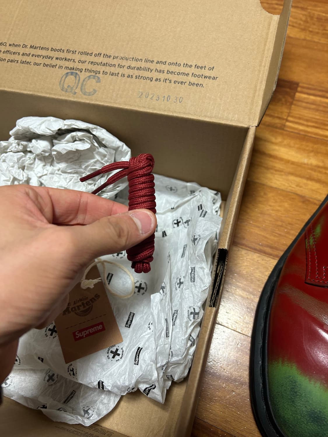 닥터마틴 슈프림 멀티컬러 UK8 풀박스 상품이미지6