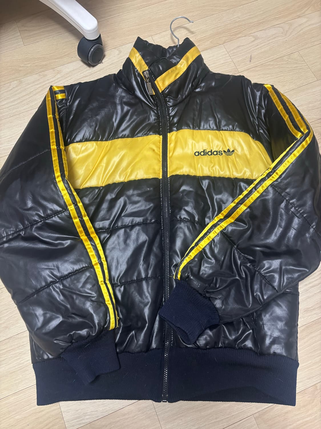 아디다스 패딩 상품이미지1