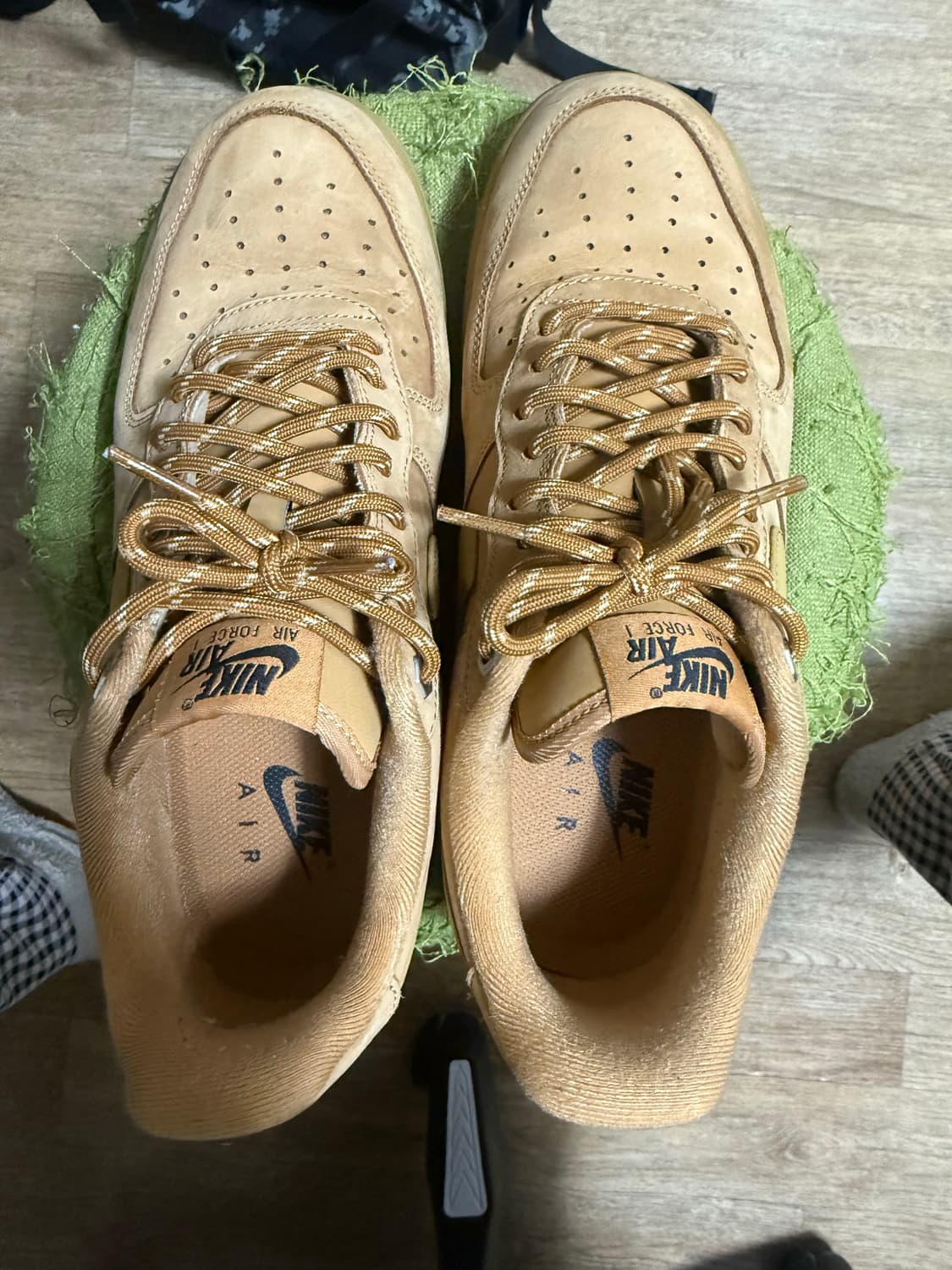 나이키 에어포스1 된장포스 270mm 판매합니다 상품이미지1