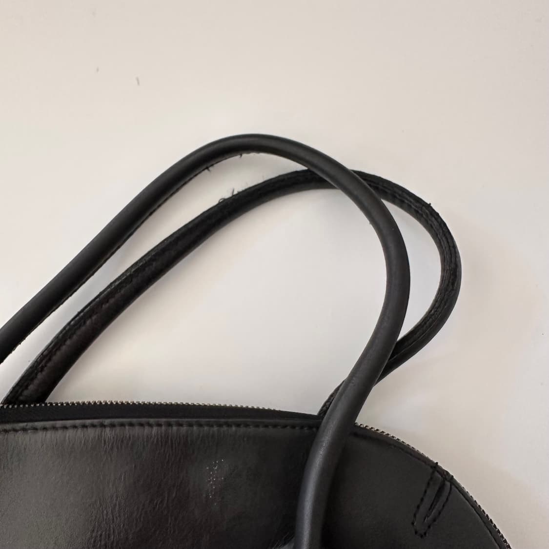 이세이미야케 im product 가죽 토트백 상품이미지5