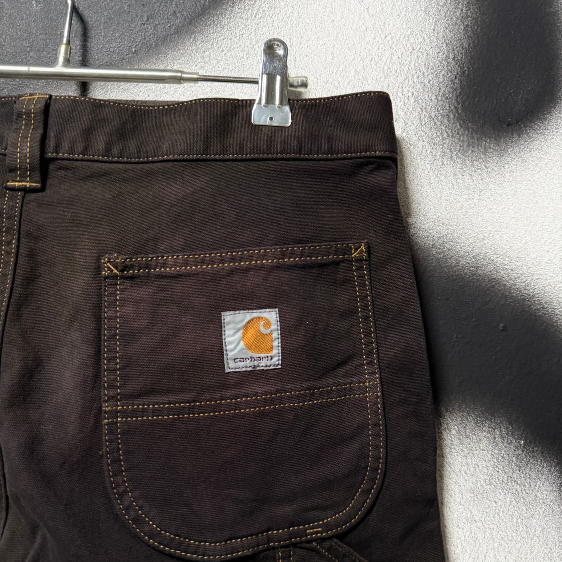 칼하트 릴렉스 핏 원 포인트 카펜터 디테일 와이드 쇼츠 팬츠 브라운 상품이미지5