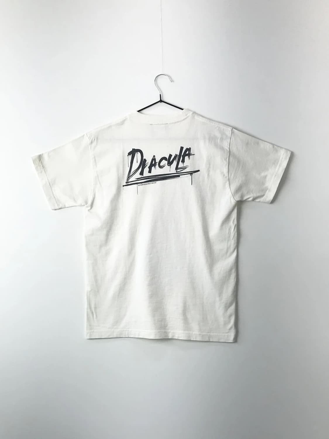 Universal Monsters Dracula Tee 상품이미지3