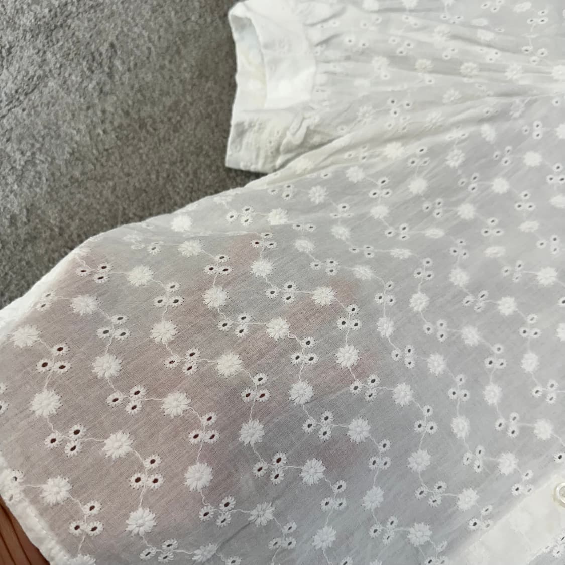 빈티지 모리걸 자수 아일렛 카라 퍼프 블라우스M 상품이미지4