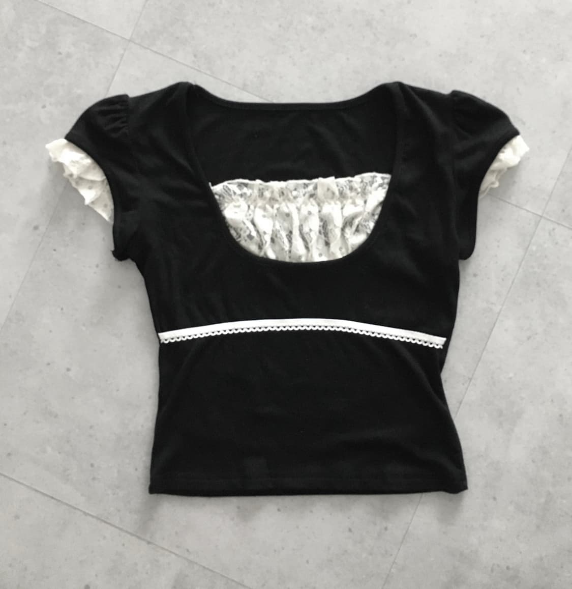 Vintage Lace Short Sleeve T-shirt 상품이미지1